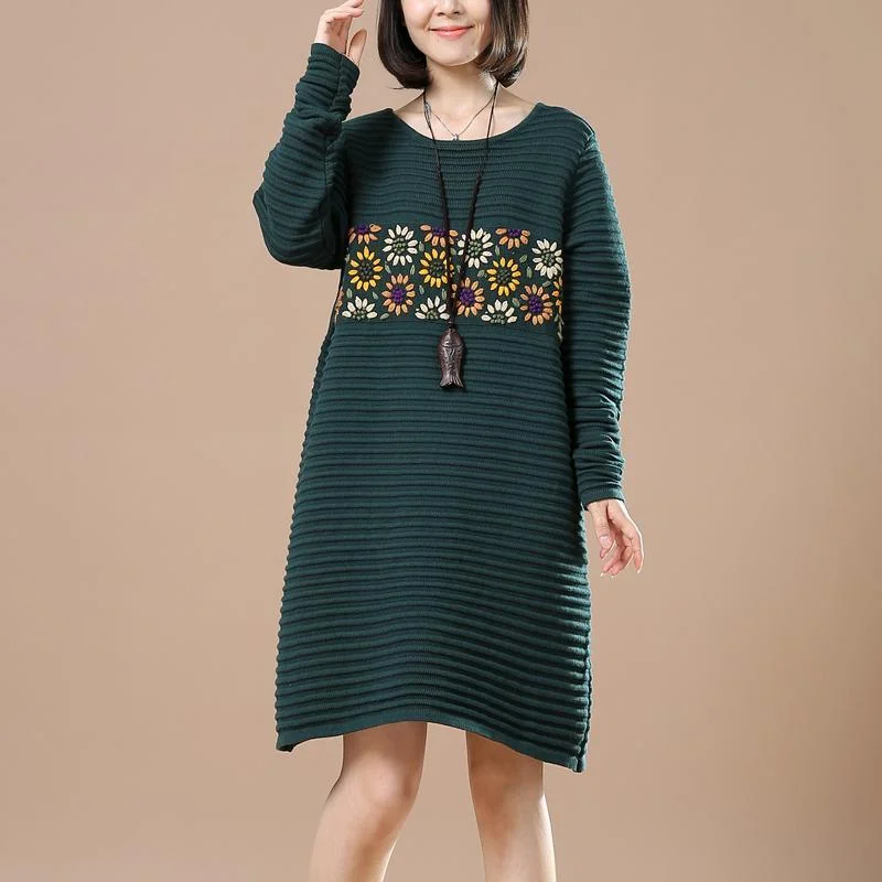 Green sweaters daisy embroidery knit dress